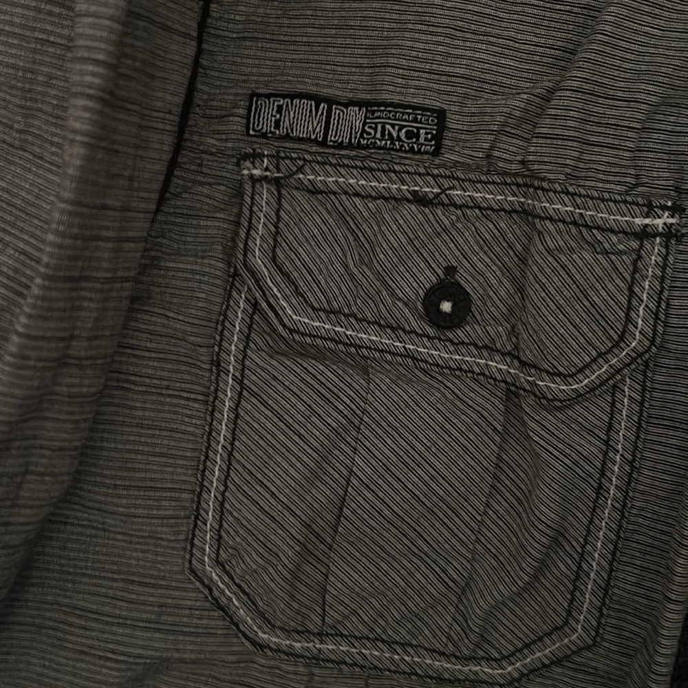 Shirt - Picture 3 of 4